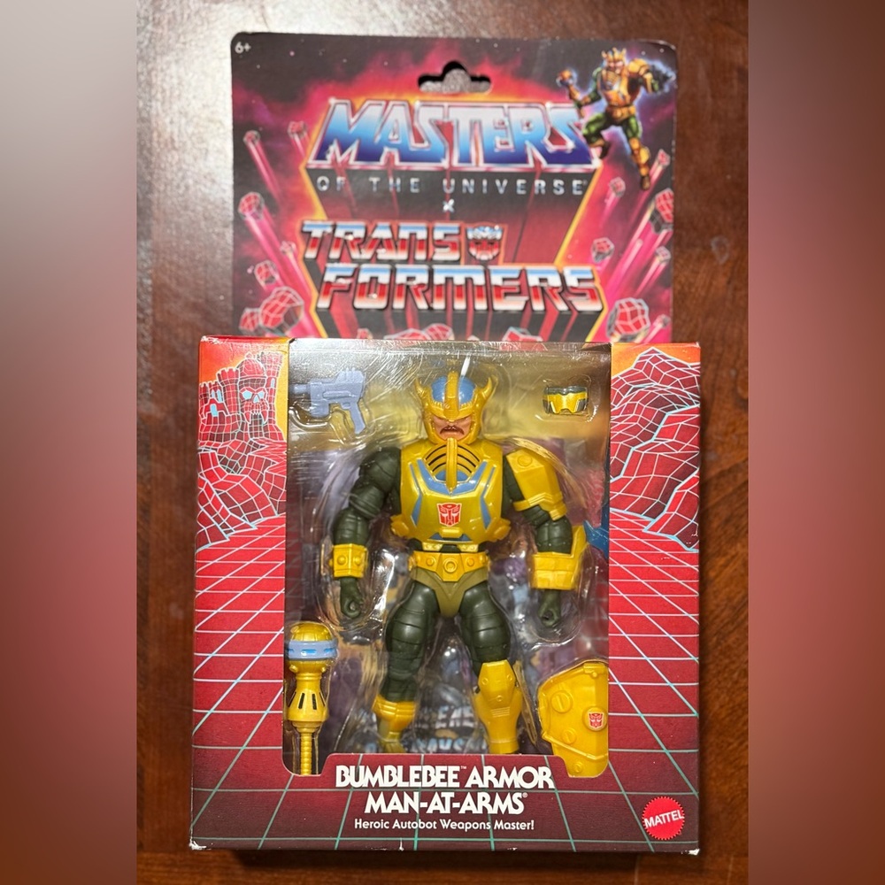 Mattel Bumblebee Armor Man‑At‑Arms Action Figure - Yellow & Green